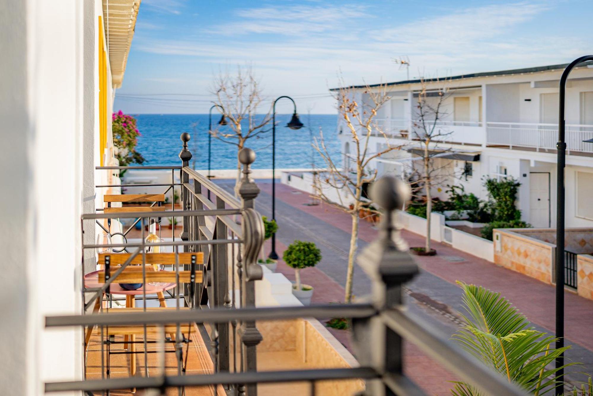 La Familia Beach House La Cala 卡拉德米哈斯 外观 照片