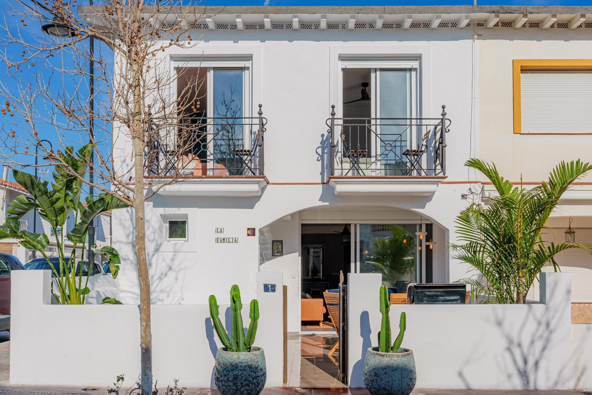 La Familia Beach House La Cala 卡拉德米哈斯 外观 照片