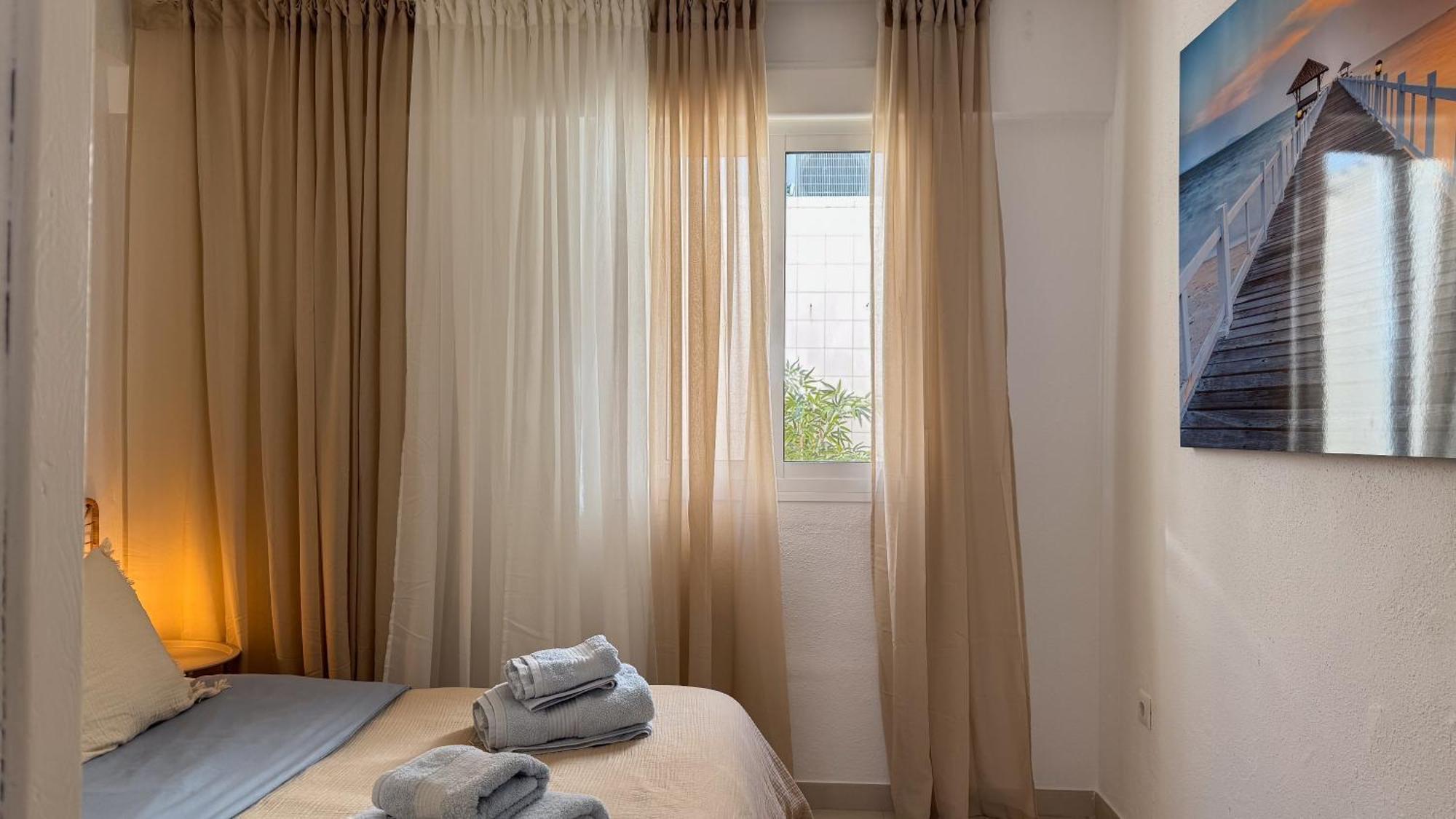 La Familia Beach House La Cala 卡拉德米哈斯 客房 照片