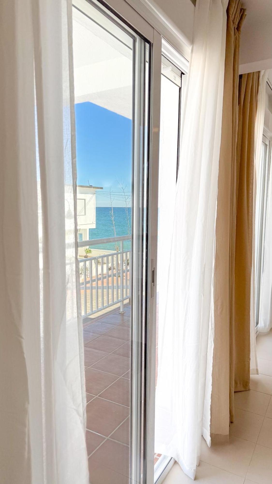 La Familia Beach House La Cala 卡拉德米哈斯 客房 照片