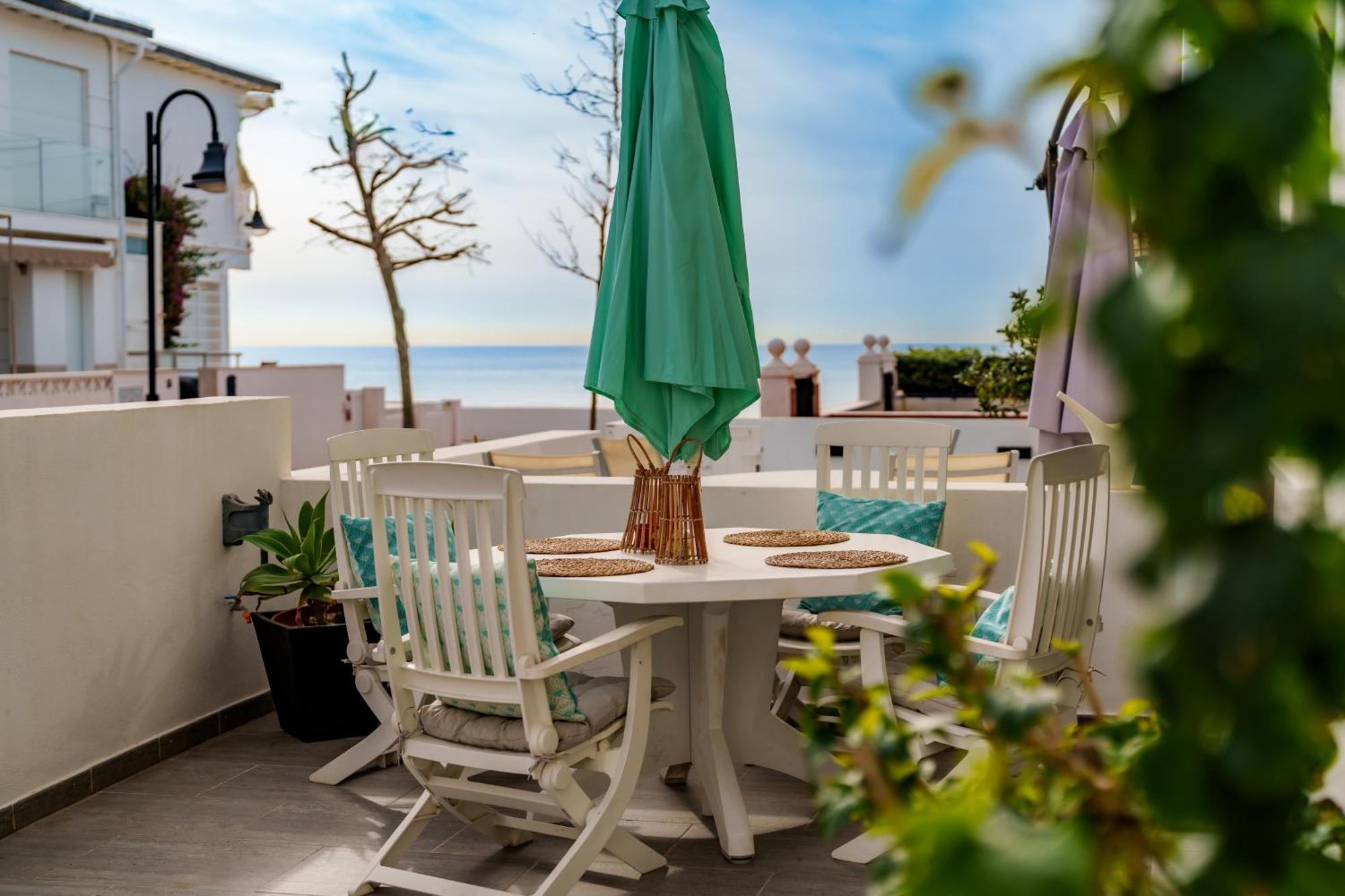 La Familia Beach House La Cala 卡拉德米哈斯 外观 照片